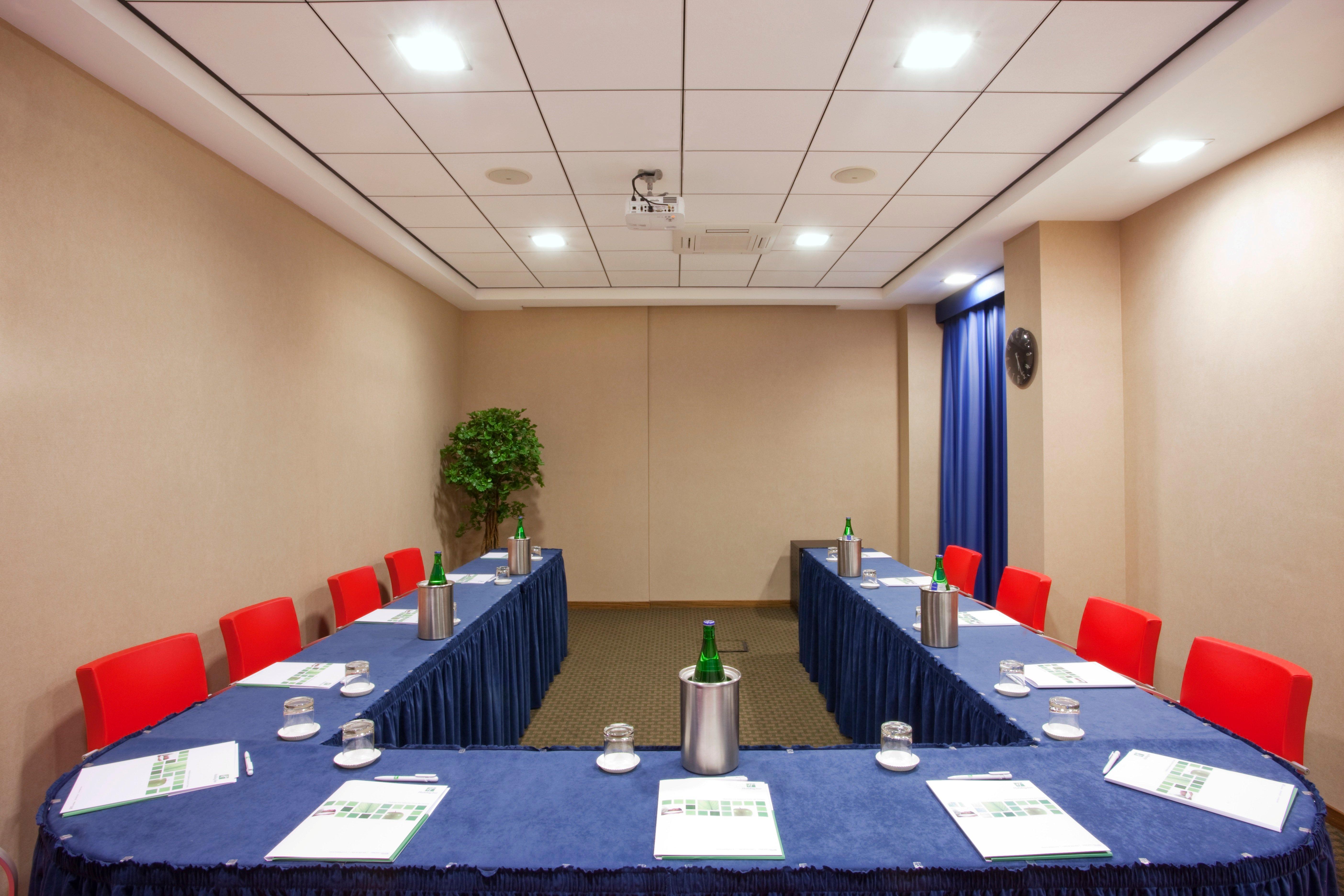 Holiday Inn Salerno-Cava De' Tirreni By Ihg Eksteriør billede